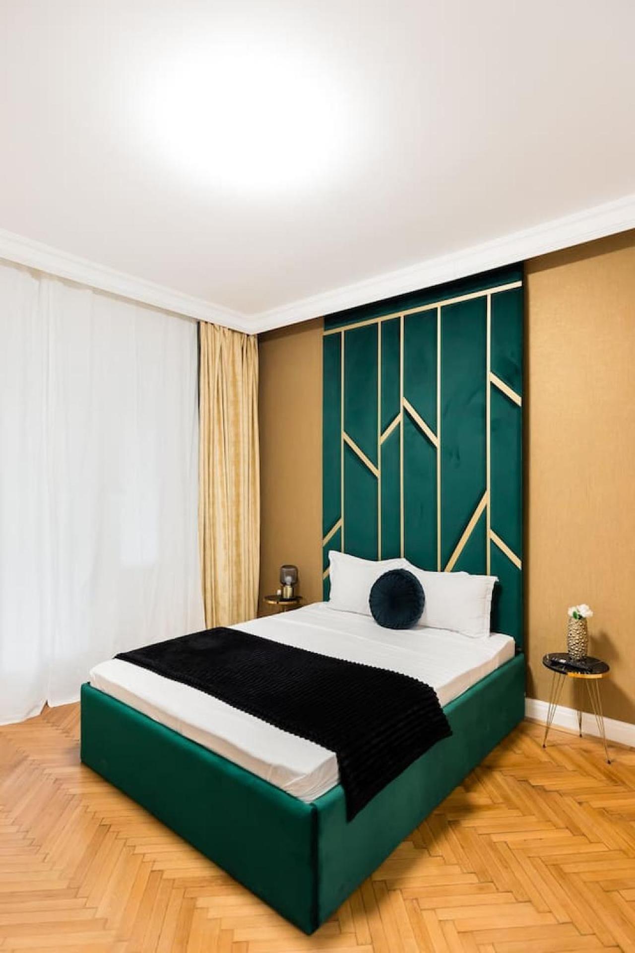 Paris Apartament Bucureşti